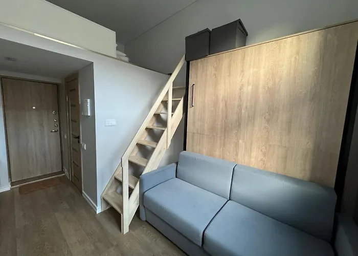 Stylish & Cozy Old Town Den - Near Choral Synagogue